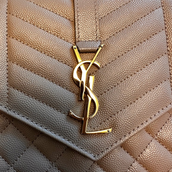 YSL Pouch - Picture 4 of 12